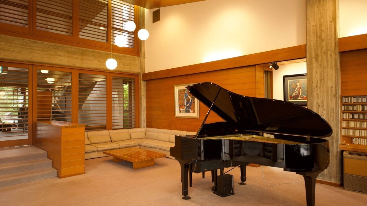 Yawatano House | Rent the entire luxury resort built by a famous de/Ito Shizuoka