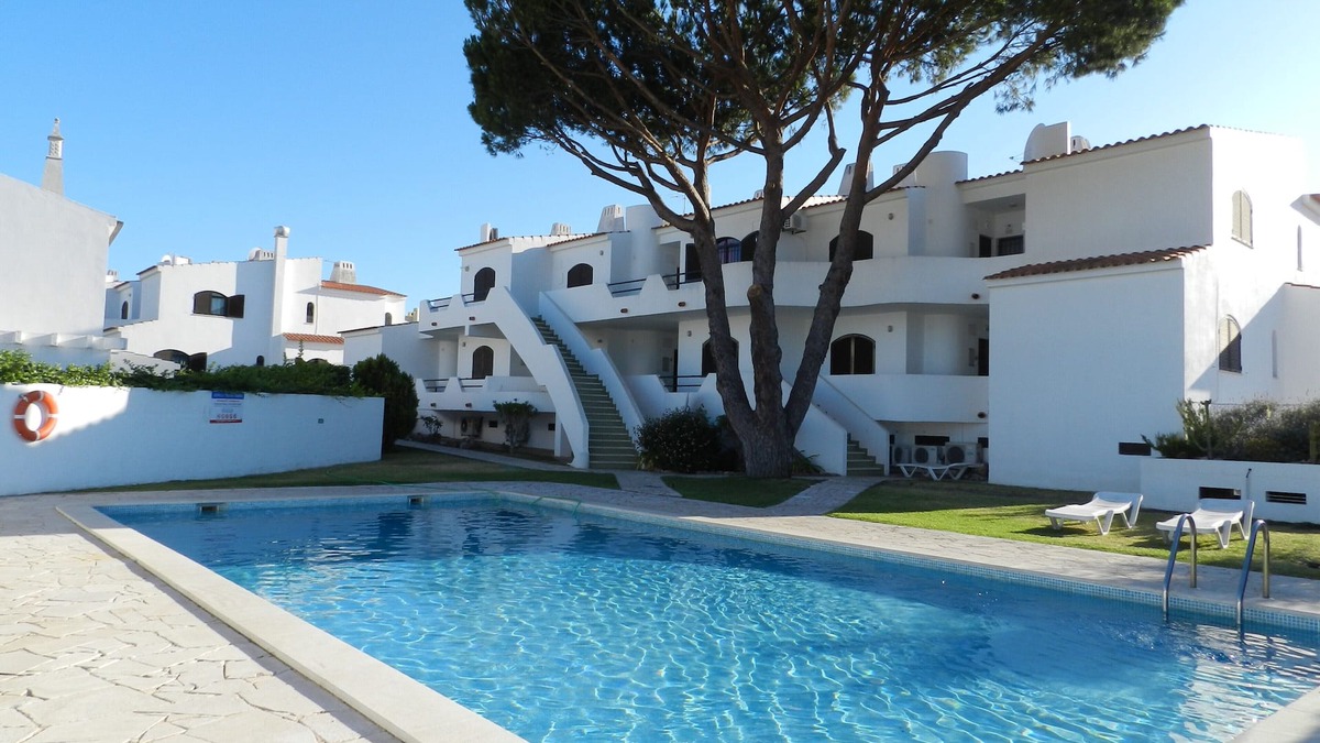 Santa Eulalia Apartment | Rental Albufeira/Algarve-excellent with 2 pools-near the beach
