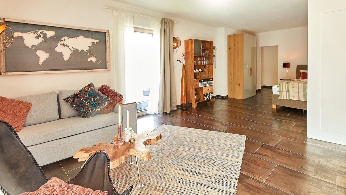 Rachtig Apartment | Rental-Apartment-Private Bathroom-Terrace-Rochter Quartier