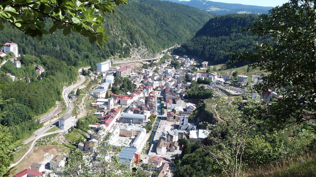 Morez Apartment | RENTAL Appartermrnt MOREZ LES ROUSSES JURA 2 TO 4 PEOPLE