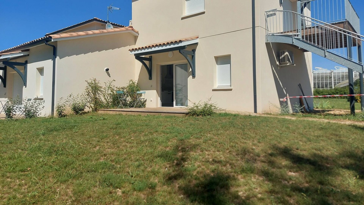 Sainte-Livrade-sur-Lot House | Rental in the countryside for 2 people, from €57 per night