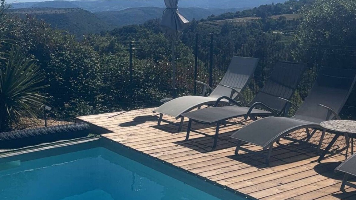 La Voulte-sur-Rhone House | Rental in the Ardèche with private swimming pool, in the heart of nature, not overlooked