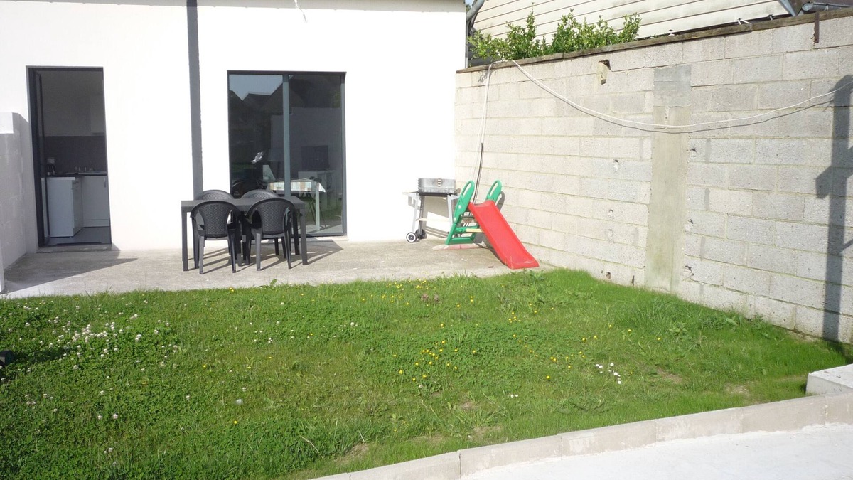 Saint-Valery-sur-Somme House | Rental of the Bay: 4 people in Saint-Valery, parking and garden