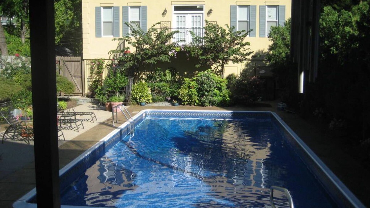 Bonnycastle House | Rental of cabs in the highlands