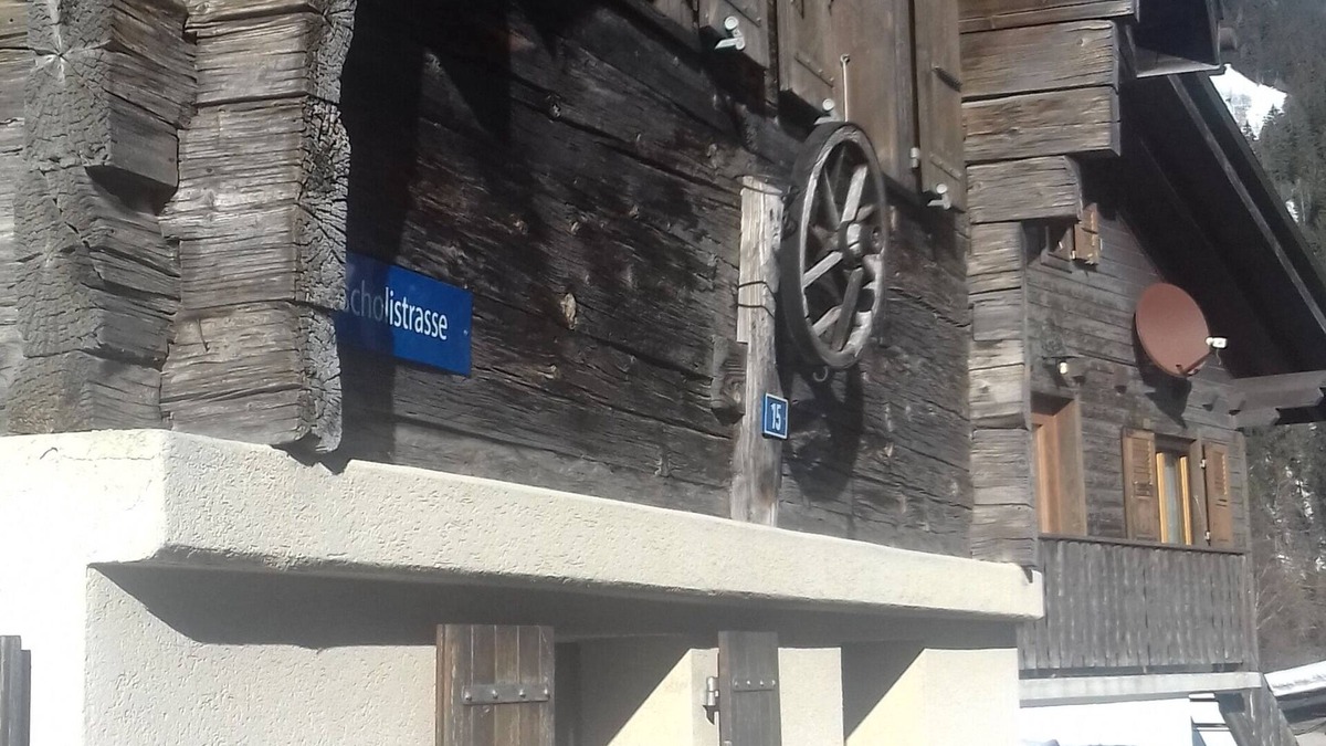 Inden House | rental small chalet leukerbad