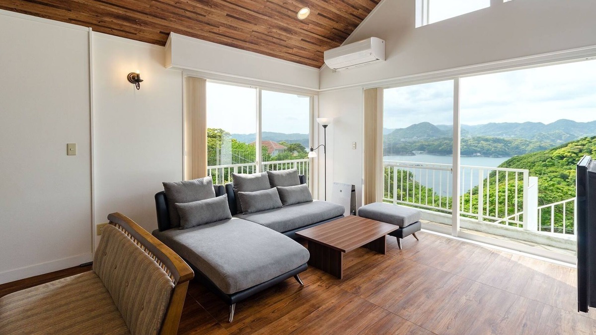 Suzaki House | Rental villa for rent overlooking Shimoda Bay/Shimoda Shizuoka