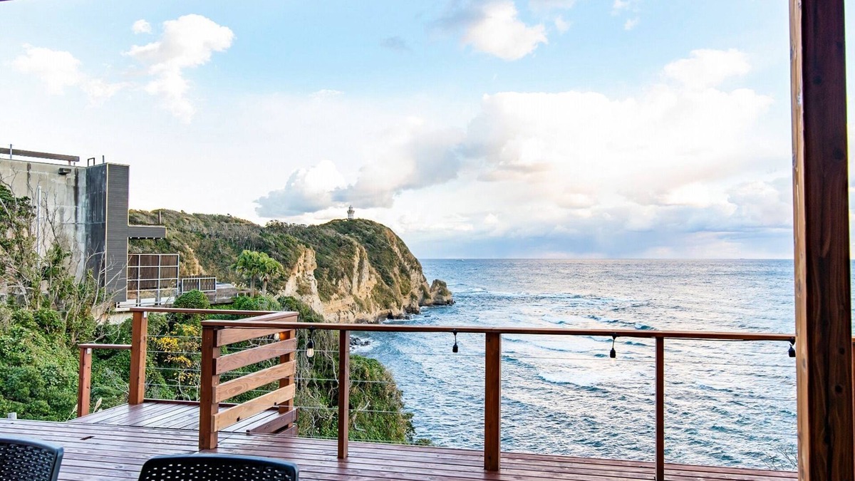 Katsuura House | Rental villa with direct access to the beach roofed terrace BBQkaraoke/Katsuura Chiba