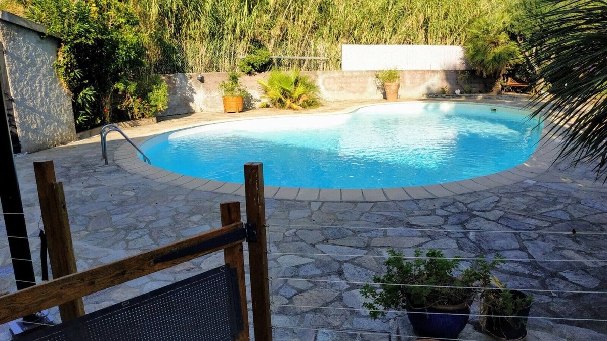 Biguglia Villa | Rental with swimming pool, close to beaches, at the foot of the maquis.