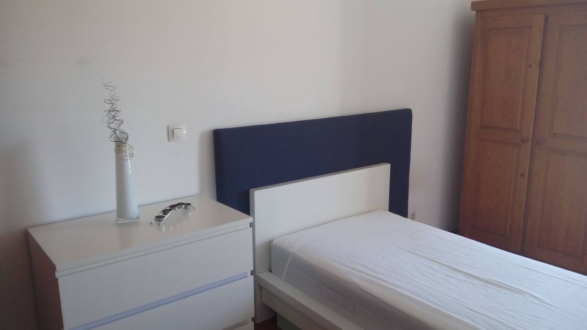 Leiria Apartment | Renting rooms 11, 12, 13 14, May