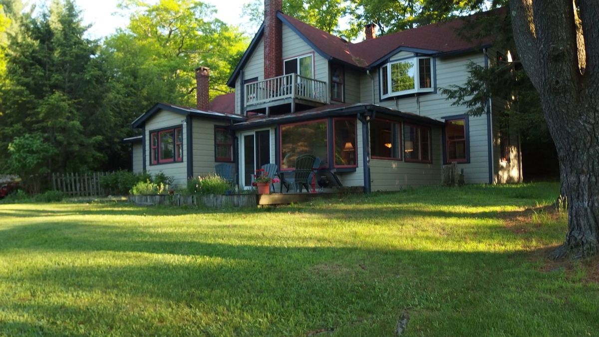 Cragsmoor House | Researchers & Artists' Mountain Retreat for 120 Years!