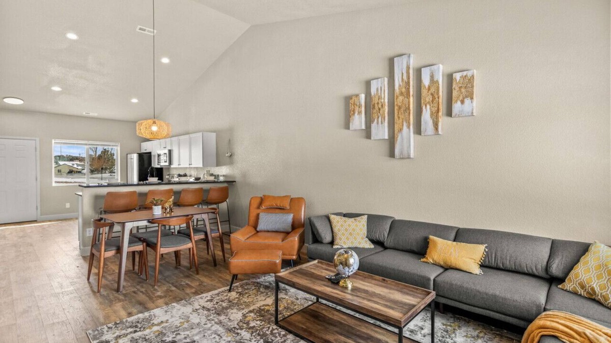 Pueblo West House | Reservoir Retreat: Family Friendly Vacation Spot