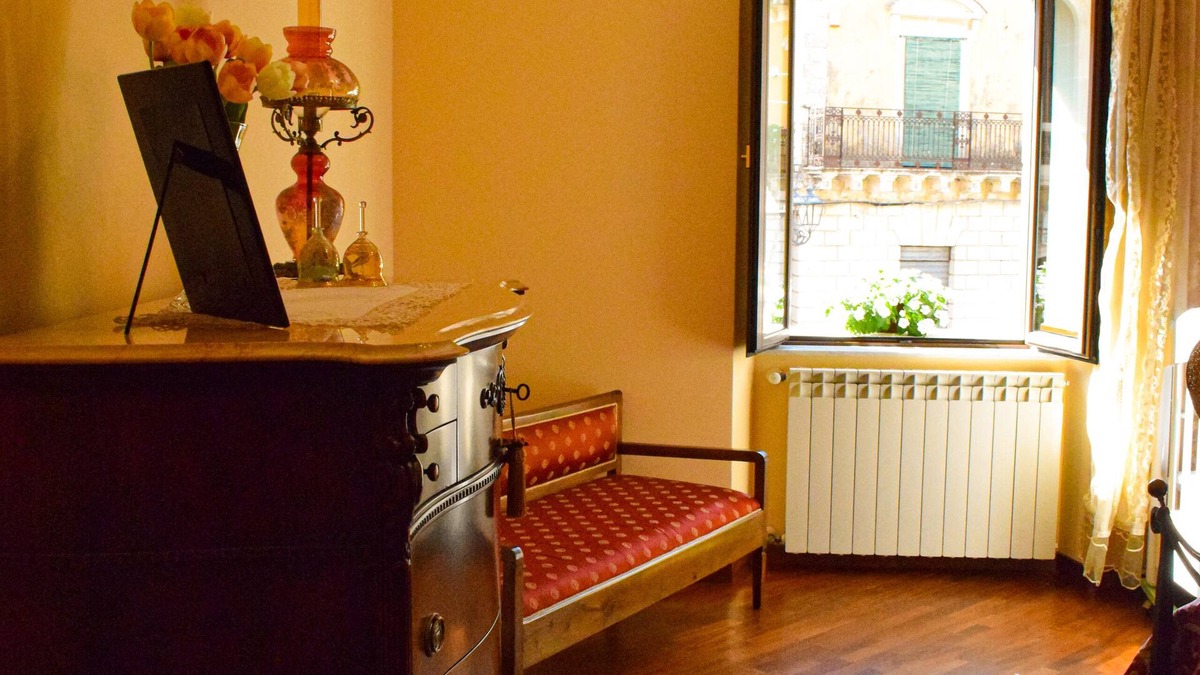 Rovittello Apartment | RESIDENCE LAURIA with a view of Etna