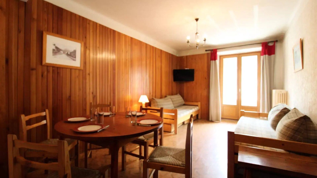 Val Cenis Apartment | Residence Jorcin Lanslebourg - 2 Rooms for 5 People