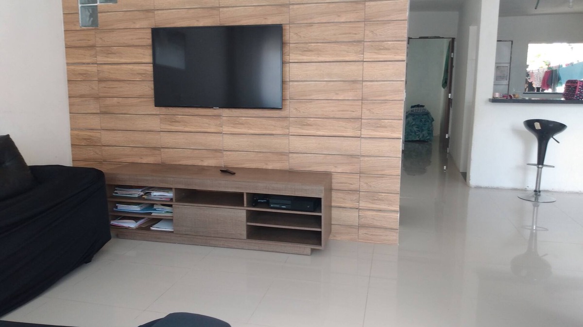 Paripe House | Residence Bahiana facing the sea.