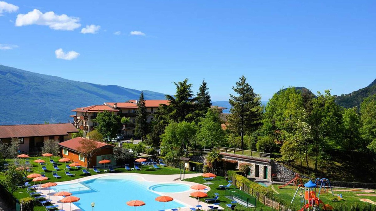 Campi Apartment | Residence Bellevue 2, Tremosine, Italy