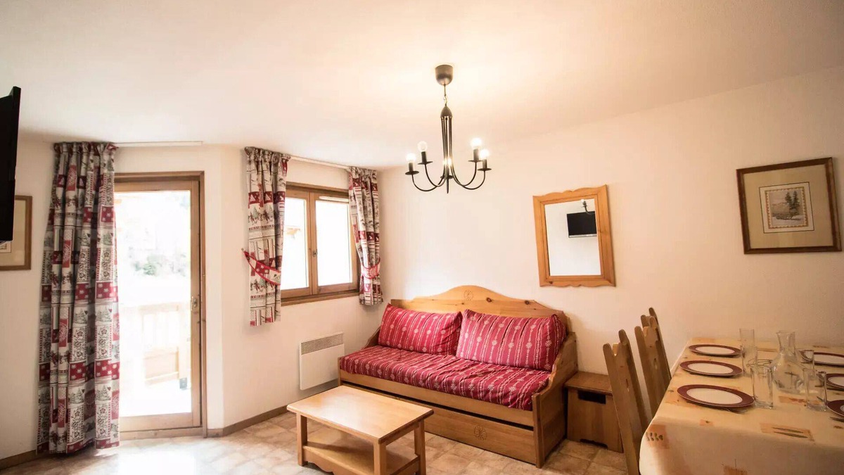 Val Cenis Apartment | Residence Bonheur Des Pistes - 3 Rooms for 6 People