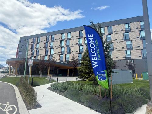 South Pandosy Apartment | Residence & Conference Centre - Kelowna