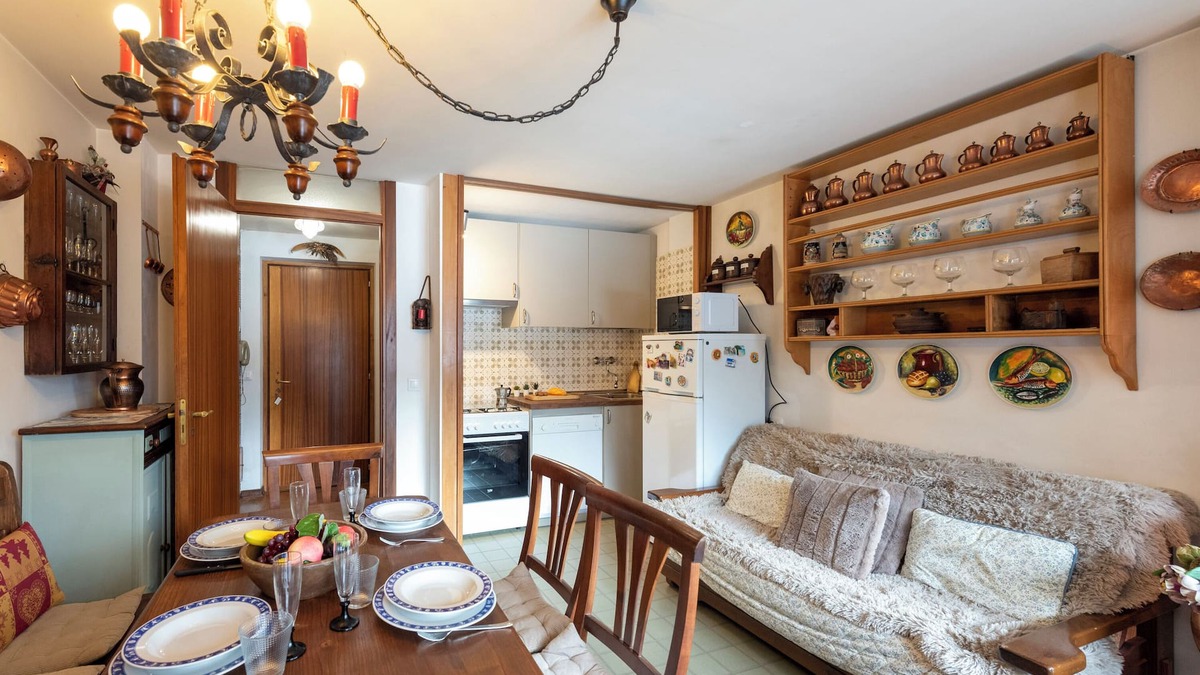 Dolonne Apartment | Residence Dolonne, Courmayeur, Italy