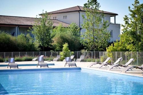 Azille Apartment | Residence du Château de Jouarres, Azille - Studio 2 pers with balcony