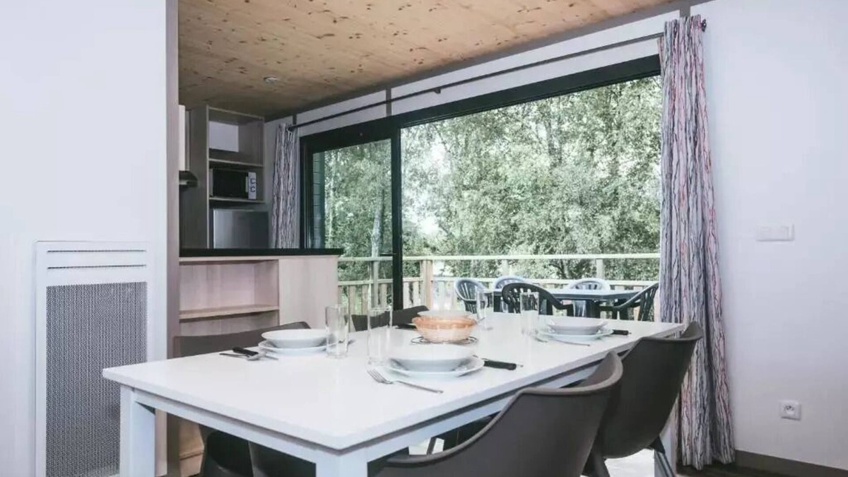 Rochefort-en-Terre House | Residence du Domaine du Moulin Neuf - 3 room cottage 4 people Lake View