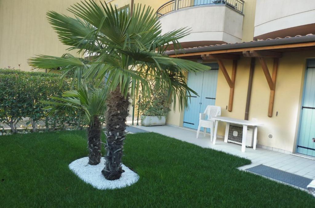 Caorle Apartment | Residence Elisa Piano Terra con Giardino e Posto auto