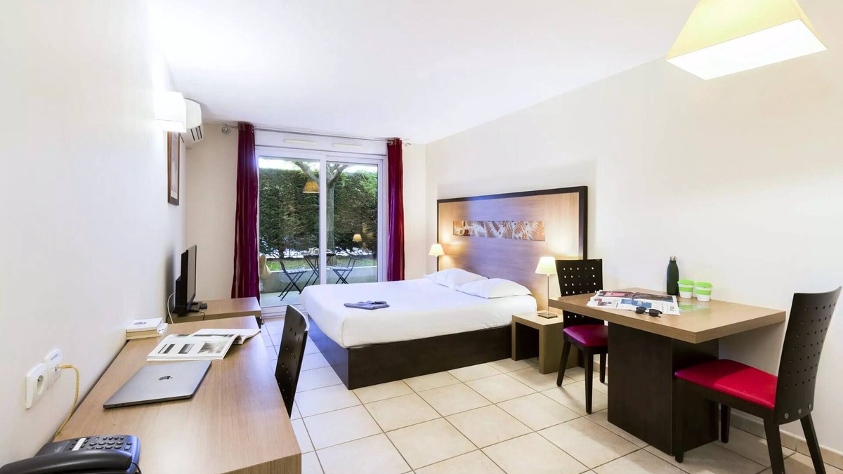 Rousset Apartment | Residence Garden & City Aix-en-Provence Rousset* - Studio for 2 people