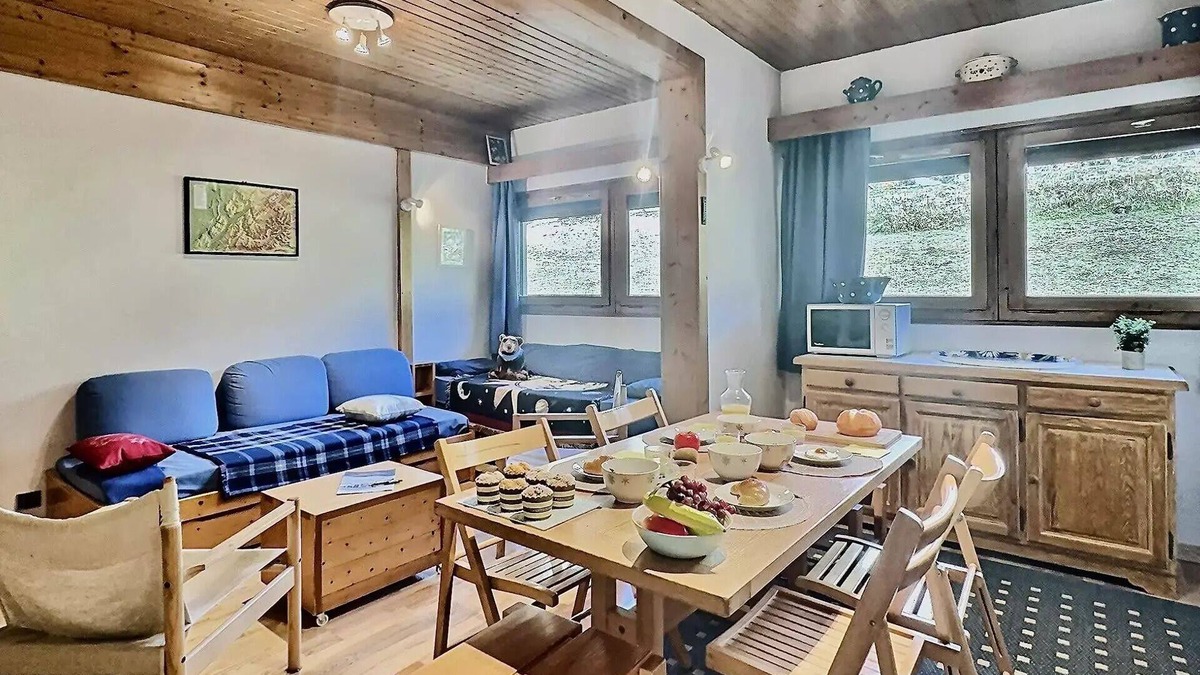Val-d'Isere Apartment | Residence Hameaux De Val - Large T3 with two bathrooms in a quiet residence close to all amenities