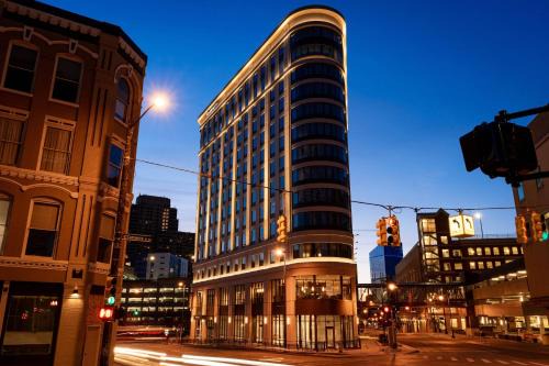 Downtown Hotel | Residence Inn by Marriott Grand Rapids Downtown