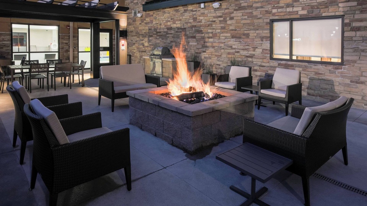 Buechel Hotel | Residence Inn by Marriott Louisville East/Oxmoor