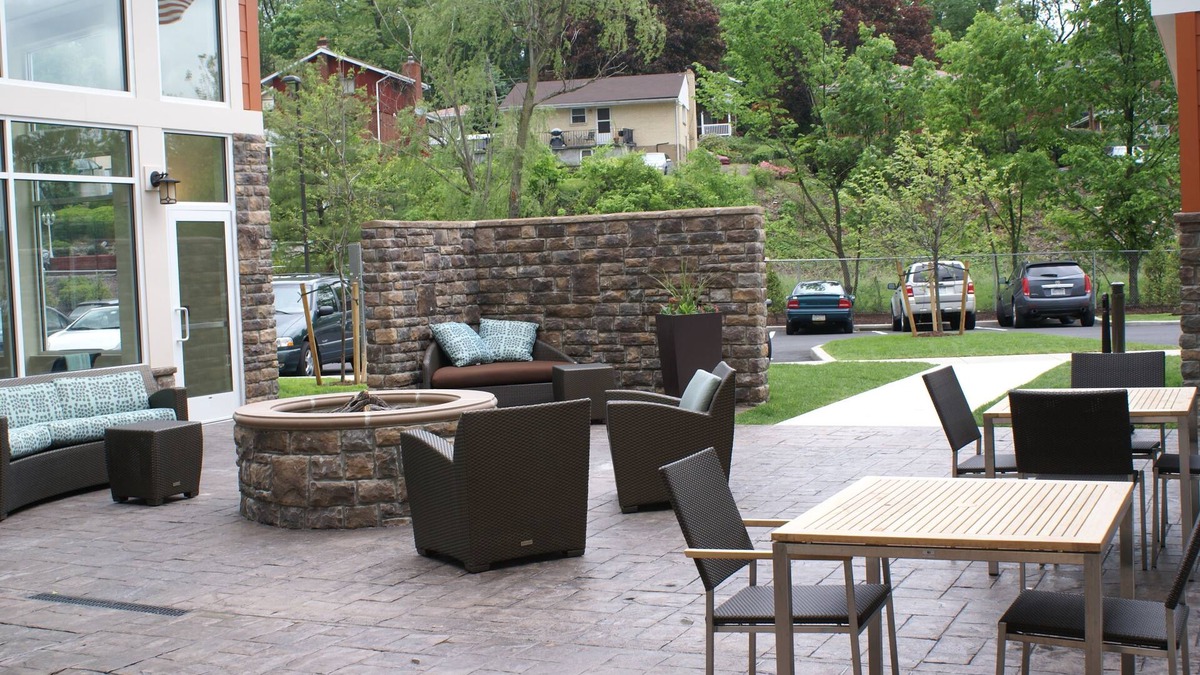 Level Green Hotel | Residence Inn by Marriott Pittsburgh Monroeville/Wilkins
