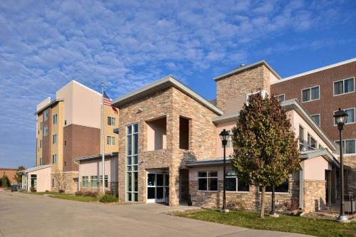 Coralville Hotel | Residence Inn by Marriott Coralville