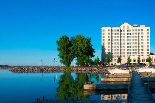 Kingston Hotel | Residence Inn by Marriott Kingston Water's Edge