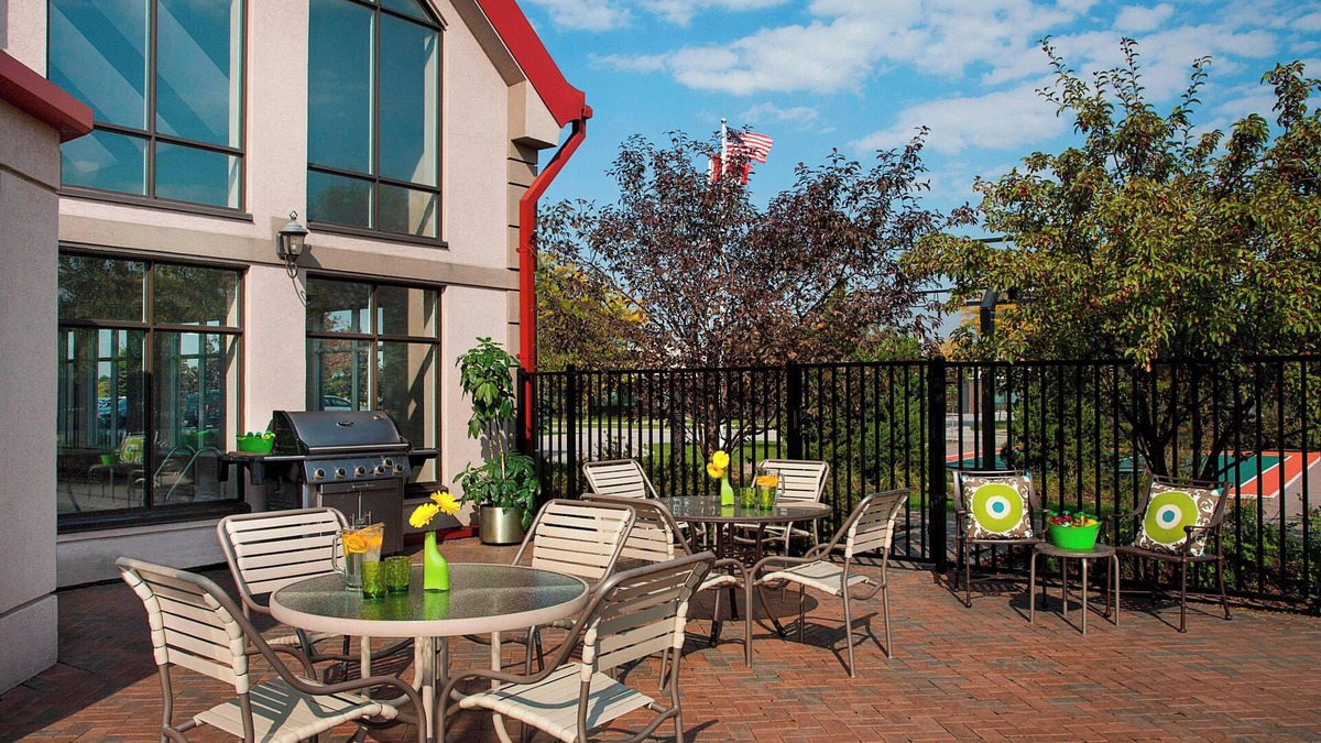 Etobicoke Hotel | Residence Inn by Marriott Toronto Airport