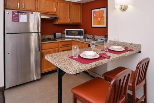 Troy Hotel | Residence Inn by Marriott Dayton Troy