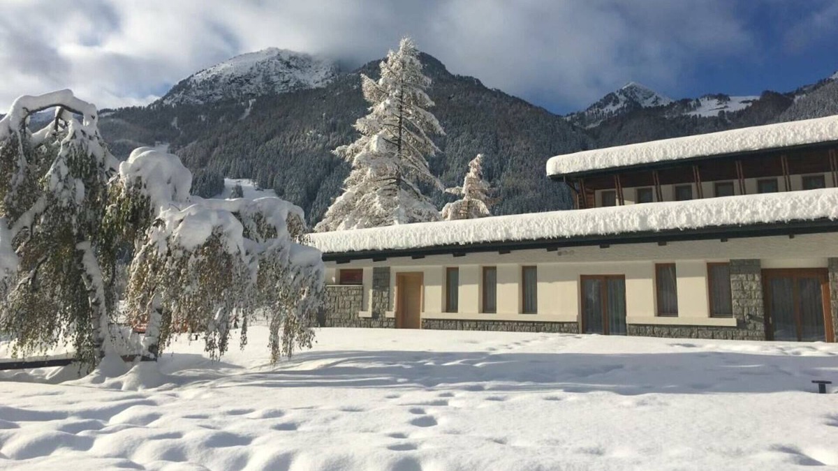 Gressoney-Saint-Jean Apartment | Residence in Gressoney-saint-jean with 1 bedrooms sleeps 4