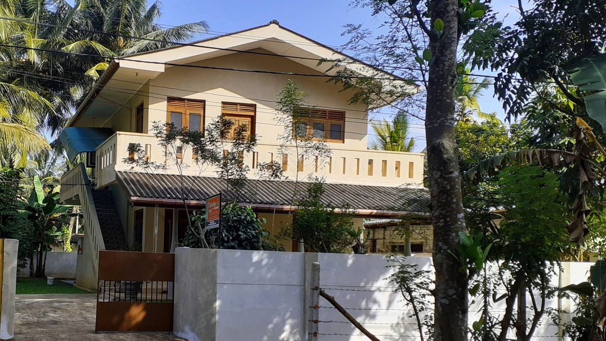 Rumassala Apartment | Residence Kuruniyavilla - Apartment with Balacony 2 bedroom Economy