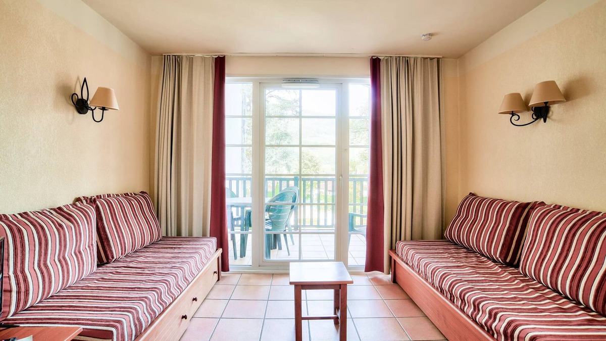 Uhart-Cize Apartment | Residence Le Parc d'Arradoy - maeva Home - 2 room apartment for 5 people - Selection
