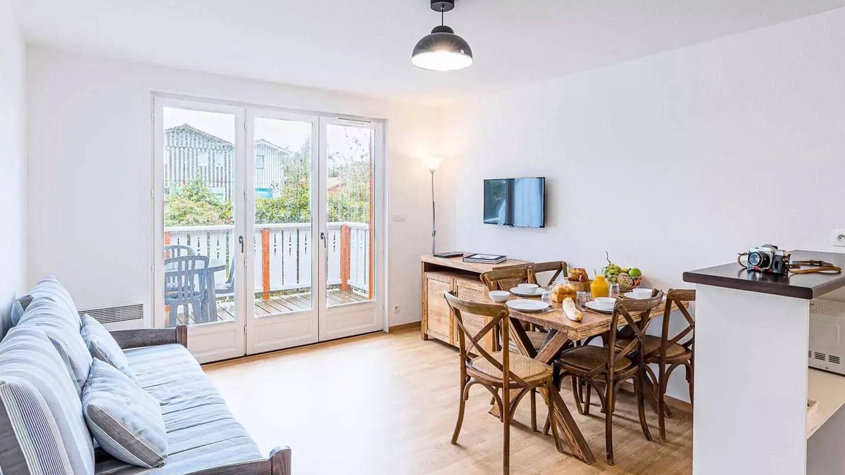 Le Teich Apartment | Residence Les Rives Marines* - 2 Rooms 4/5 People