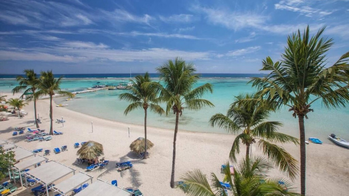 Caribbean Islands Apartment | Residence Perla Marina Boca Chica Seafront