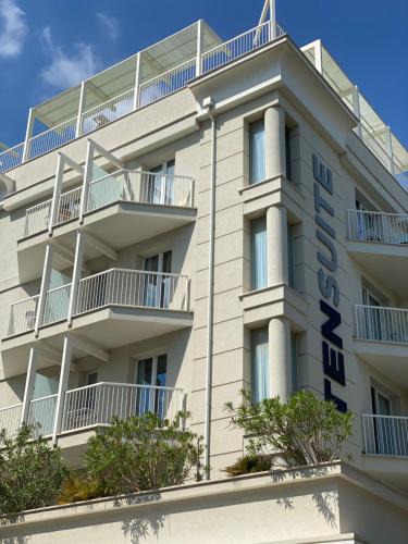 Rivazzurra Apartment | Residence Ten Suite