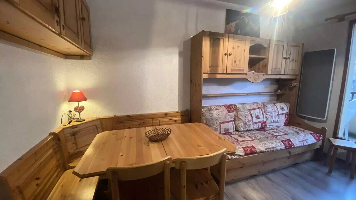Areches Apartment | Residence Val Blanc 2 - Cosy renovated apartment for 4 to 5 people