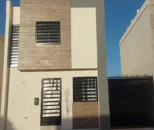 Apodaca House | Residencia en Apodaca 15 min del aeropuerto!