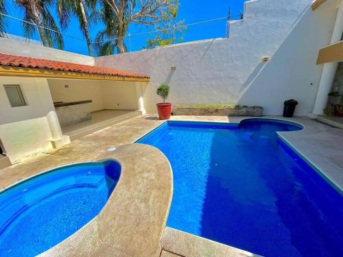 Colima House | Residencia Las Palmas