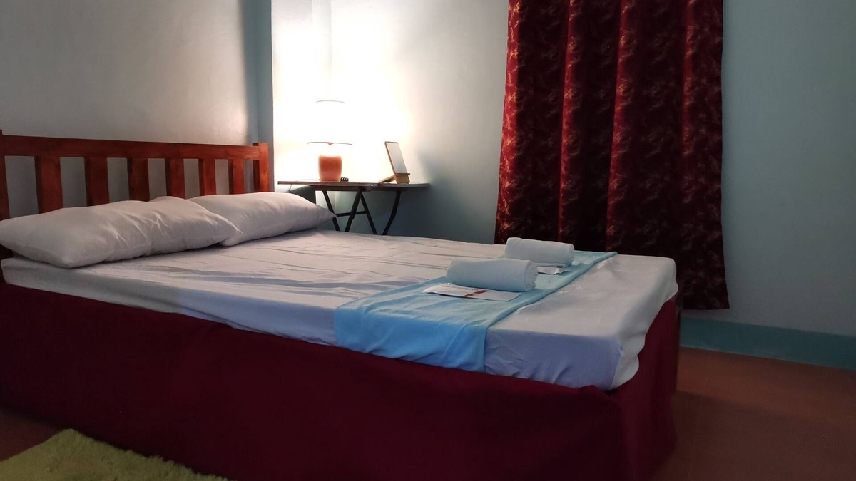 Pagsanjan House | Residential Home Accomodation with Free Parking