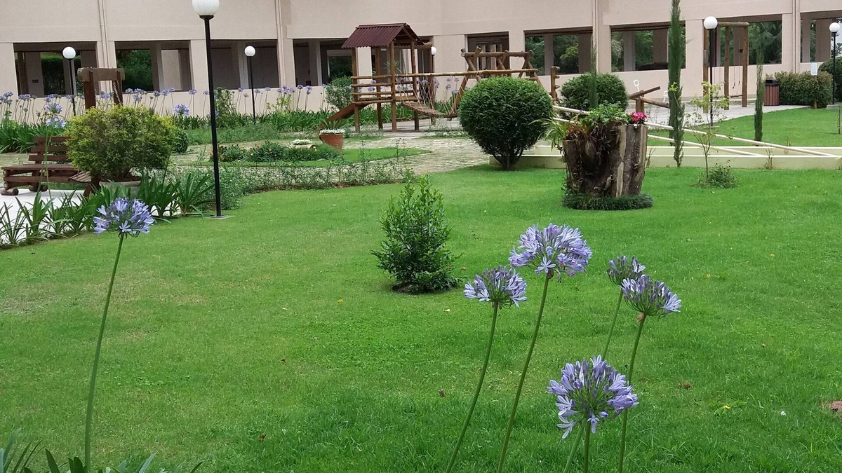 Campos do Jordao Apartment | Residentiel Yy Ete Et Hiver Condominium refinement in the mountains with WI FI