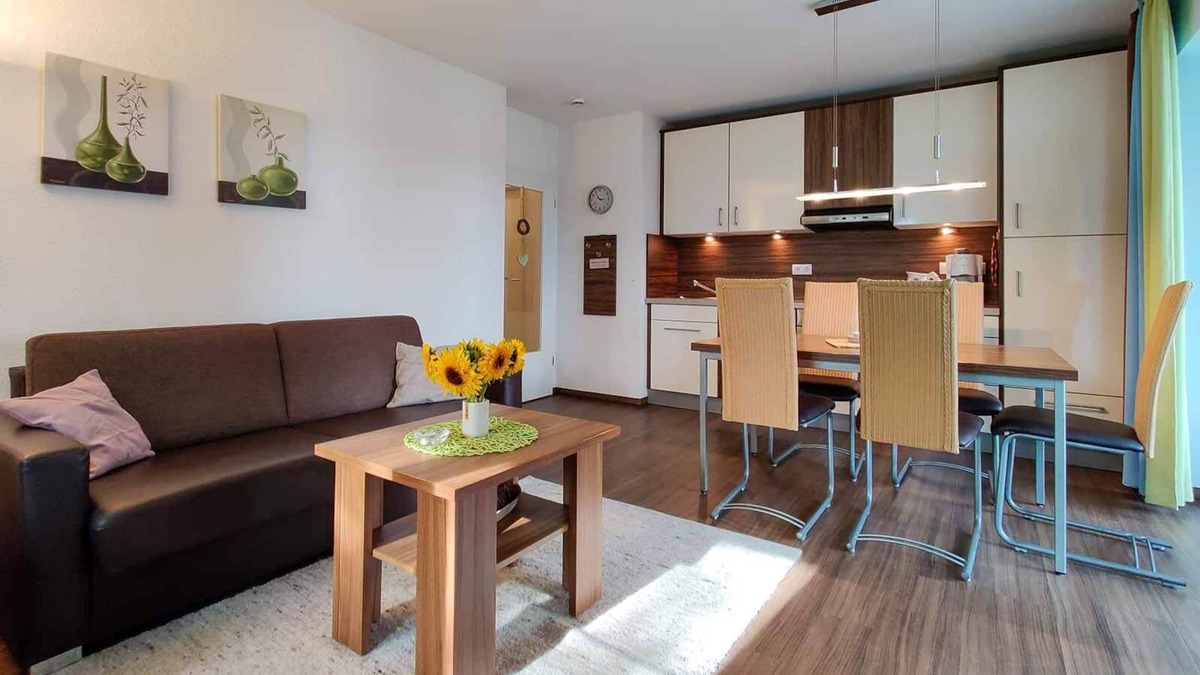 Duhnen Apartment | Residenz Hohe Lith - Holiday apartment 205 with beach chair on the beach