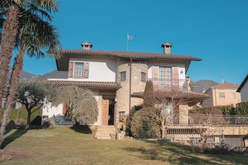 Sorisole Apartment | Residenza Cume Bergamo Villa singola con giardino e 3 camere da letto