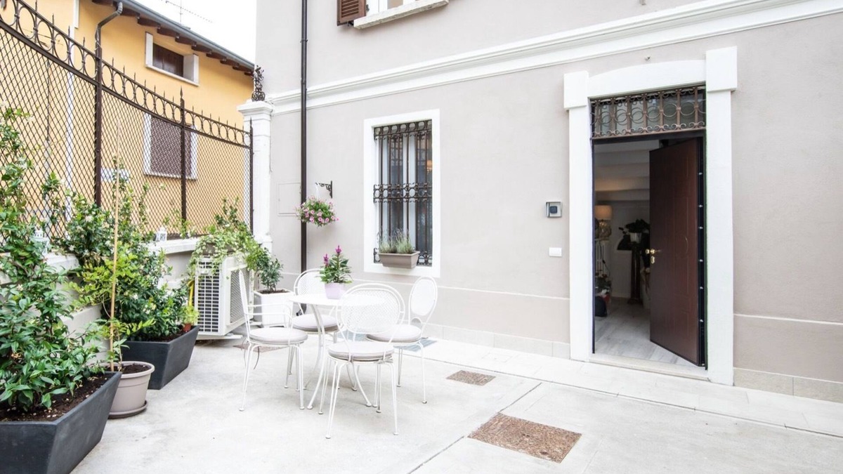 Desenzano del Garda Bed & Breakfast | Residenza Elisa
