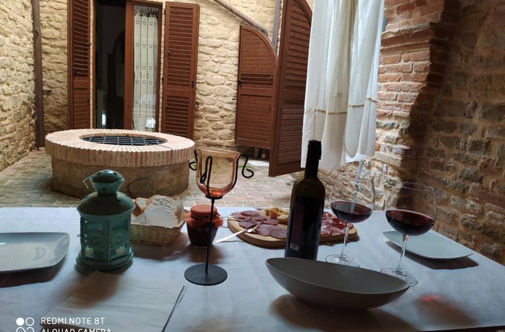 Monte San Martino Apartment | Residenza Il cortile