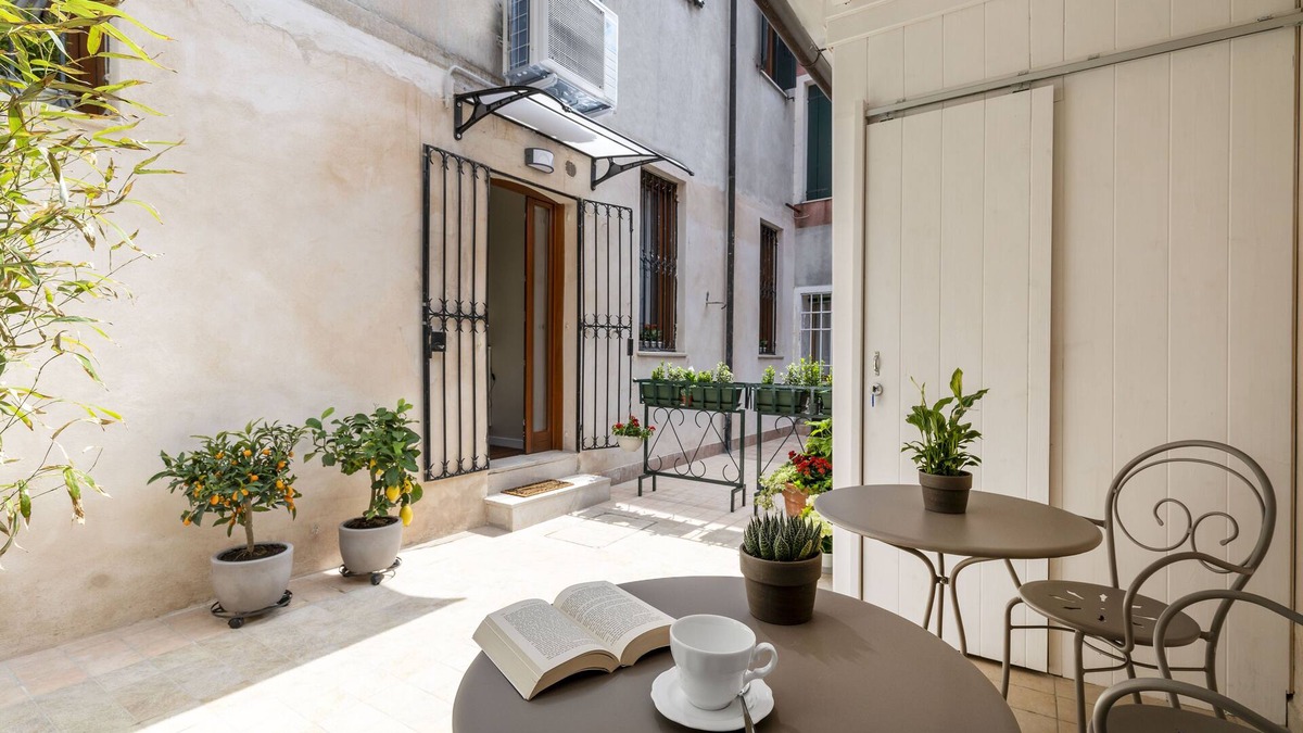 Castello House | Residenza La Duchessa Deluxe Rooms